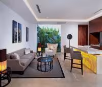 Villa Malaathina, Bar